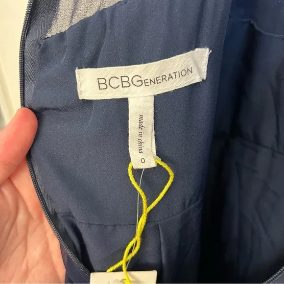 NWT BCBGeneration Navy Size 0 Full Length Dress Gown Formal Criss Cross Details - Picture 9 of 12